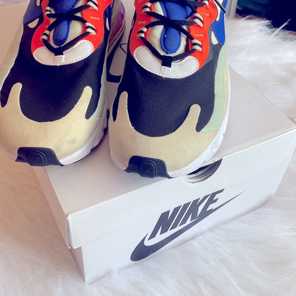 Nike Air Max 270 React, Women’s Size 11 - Picture 10 of 13
